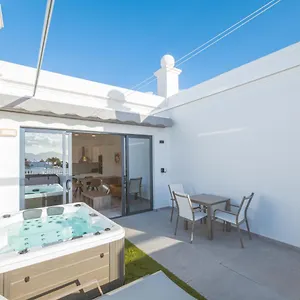 Atlantico Plaza 1a - 3 Beds - 2 Baths Puerto del Carmen (Lanzarote)