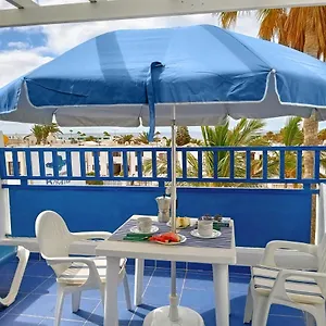 Aguazul - A Pie De Piscina Y Vistas Al Mar Puerto del Carmen (Lanzarote)