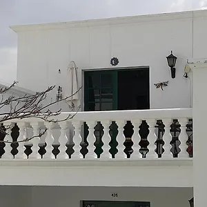 Fabulous 1-bed In Puerto Del Carmen Puerto del Carmen (Lanzarote)